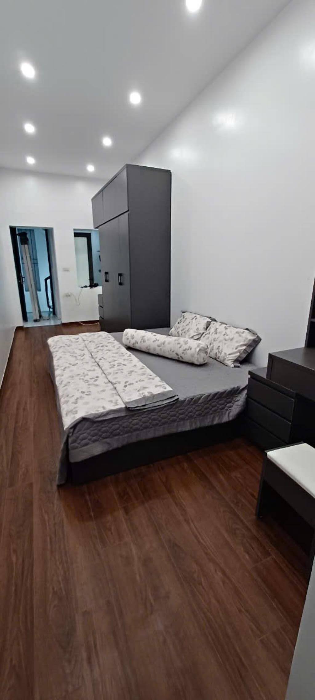 BÁN NHÀ 3 TẦNG, 28M2, HAI BÀ TRƯNG - GIÁ 5 TỶ X - SỔ ĐỎ CHÍNH CHỦ - Ảnh 3